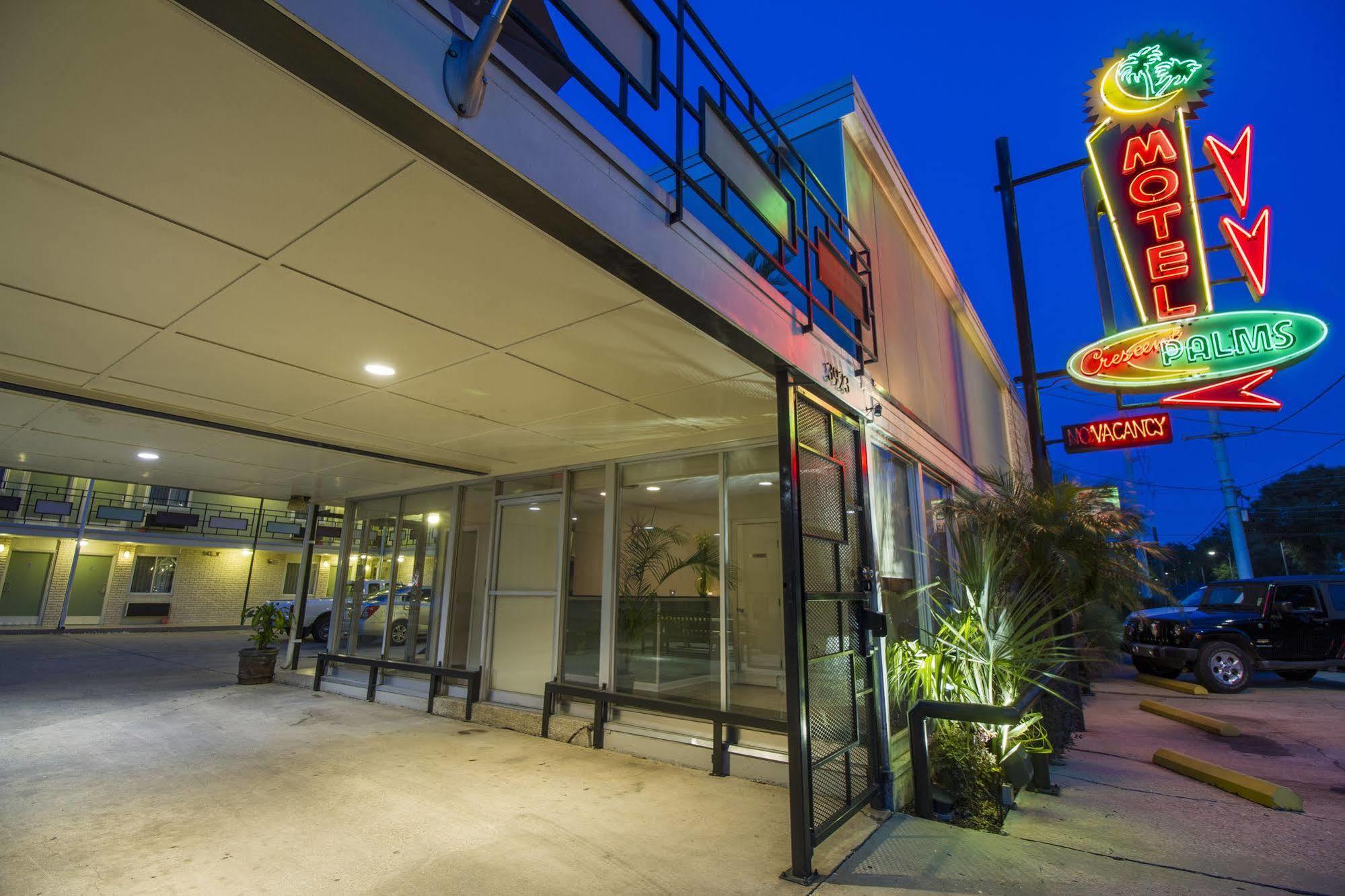 Hotel Crescent Palms
